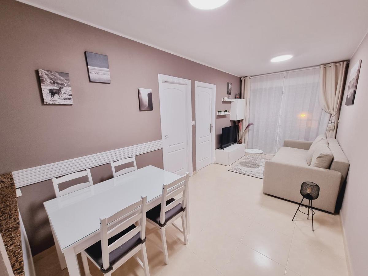 Luxury Evita Apartments In Torrevieja Luaran gambar