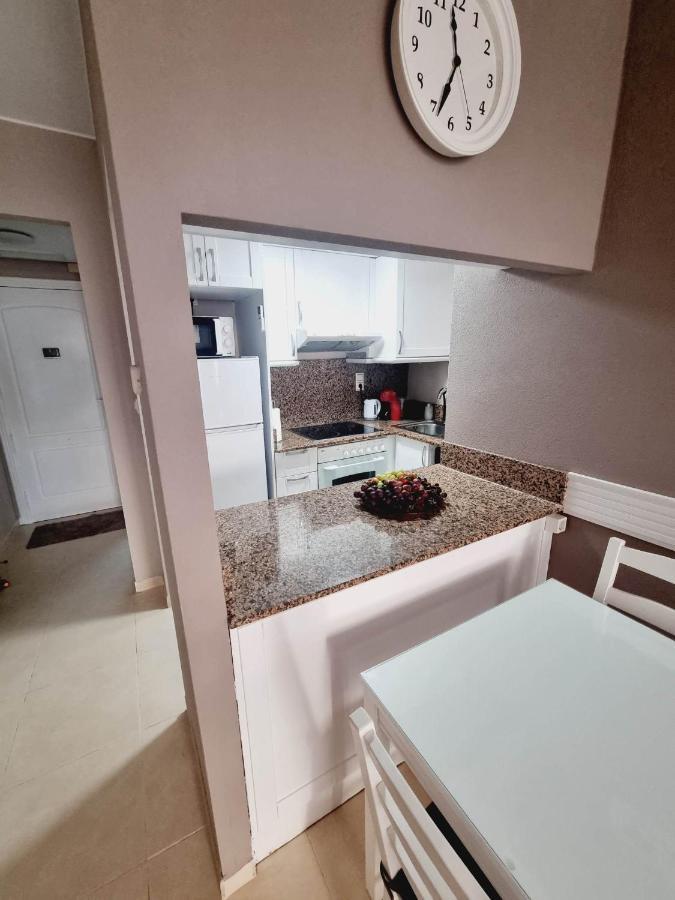 Luxury Evita Apartments In Torrevieja Luaran gambar