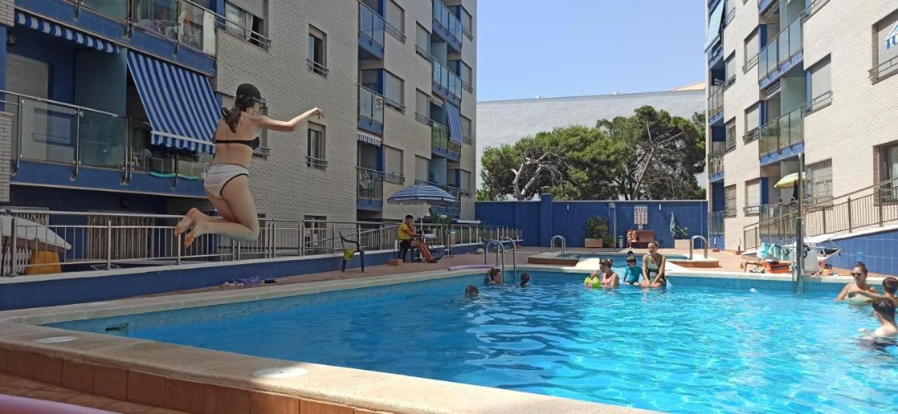 Luxury Evita Apartments In Torrevieja Luaran gambar