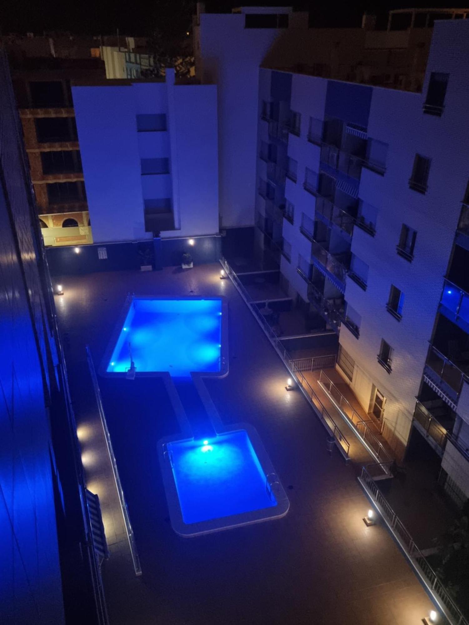 Luxury Evita Apartments In Torrevieja Luaran gambar